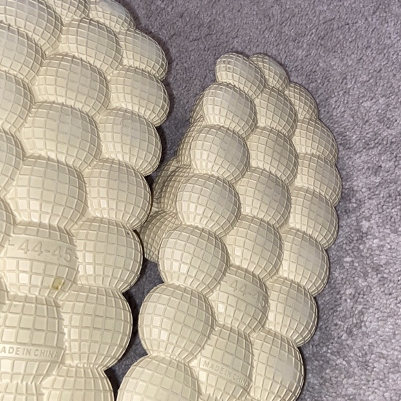 Bubble slides size 11 or 12 - Picture 2 of 4